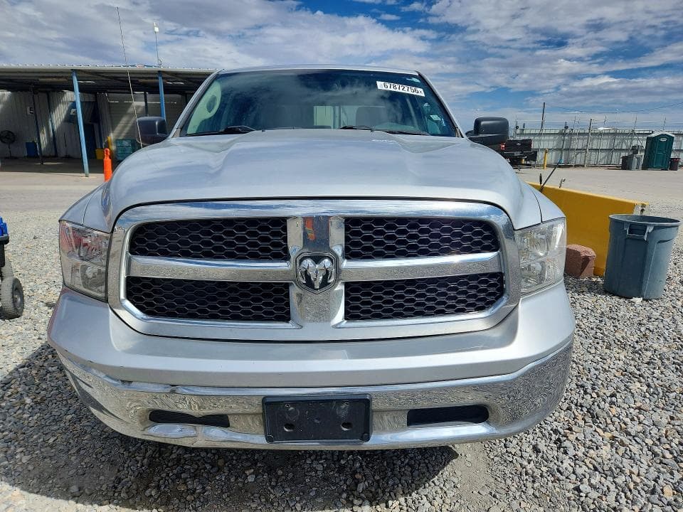 2017 RAM 1500 SLT 5