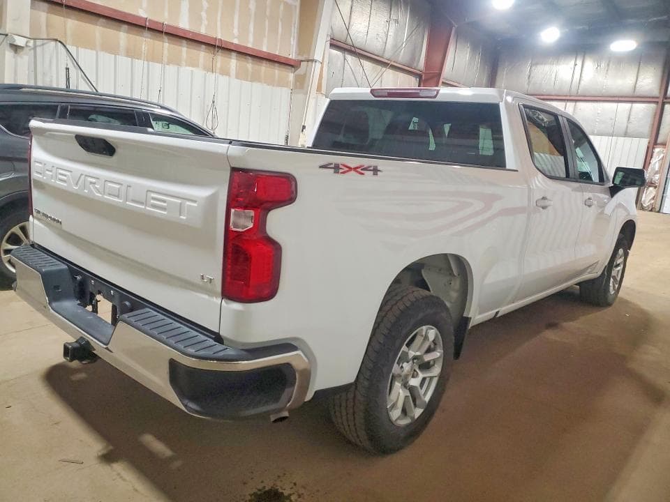 2023 CHEVROLET SILVERADO K1500 LT 3