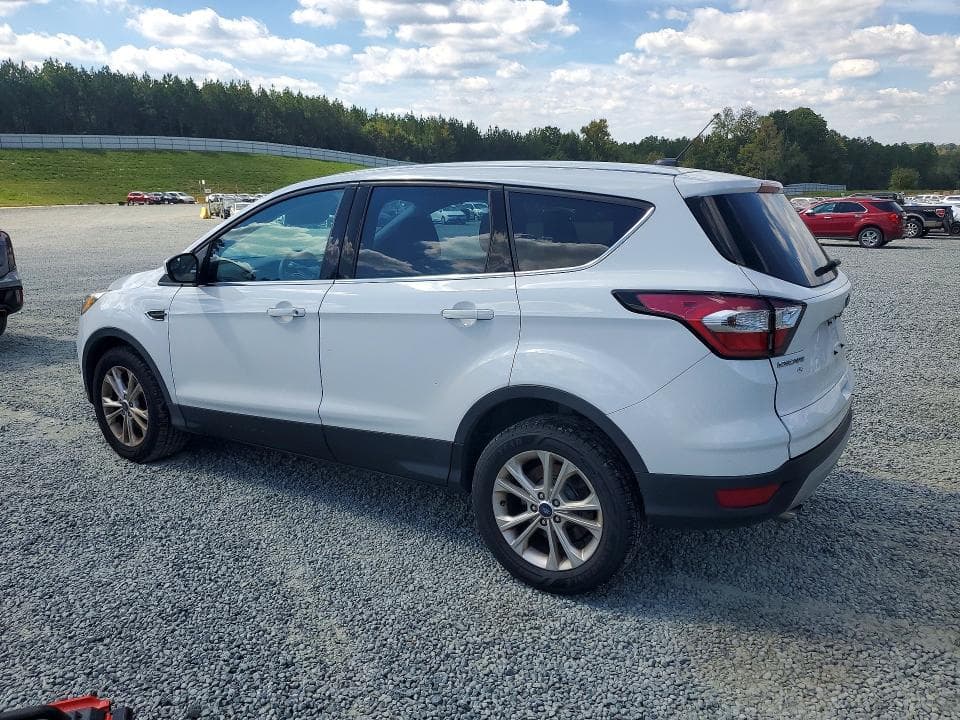 2017 FORD ESCAPE SE 2