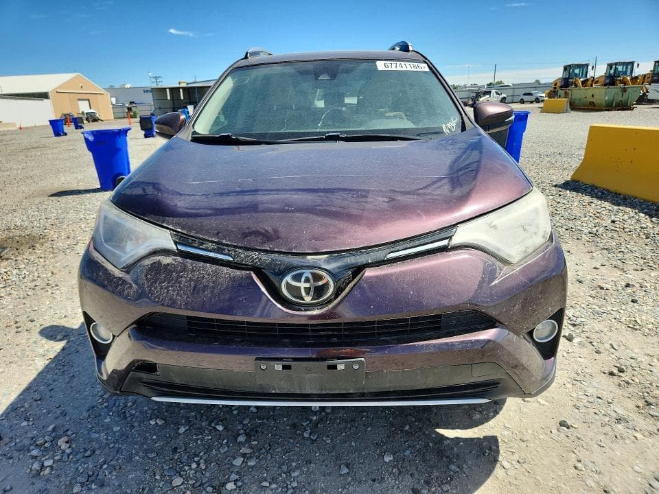 2018 TOYOTA RAV4 XLE 5