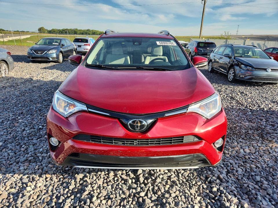 2018 TOYOTA RAV4 XLE 5