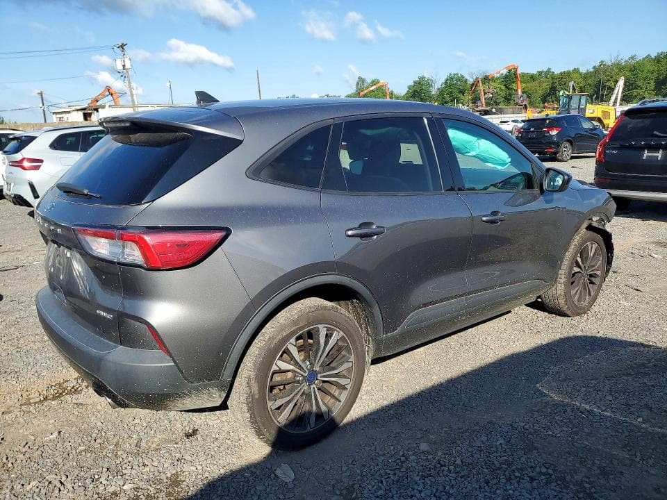 2022 FORD ESCAPE SE 3