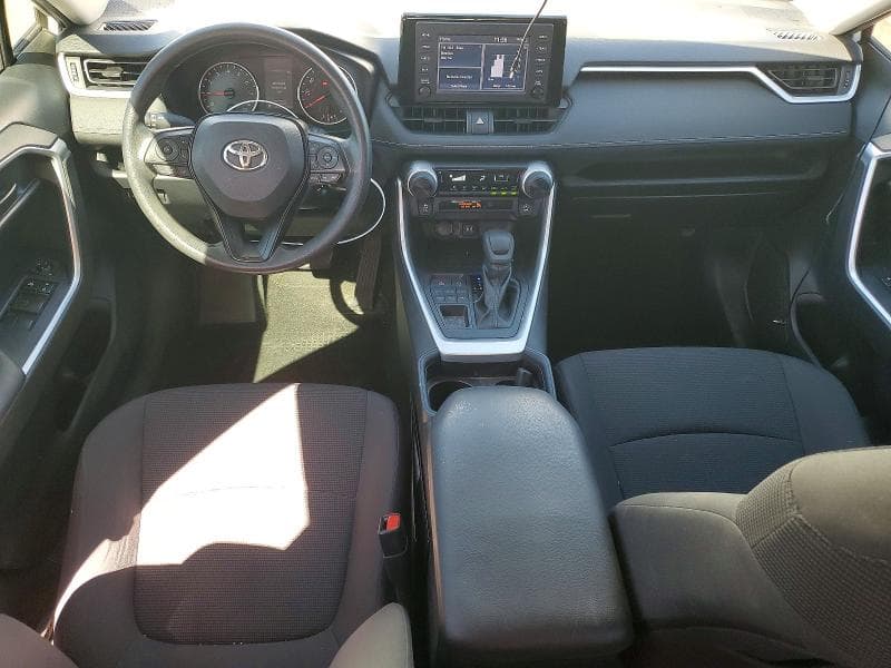 2019 TOYOTA RAV4 LE 8