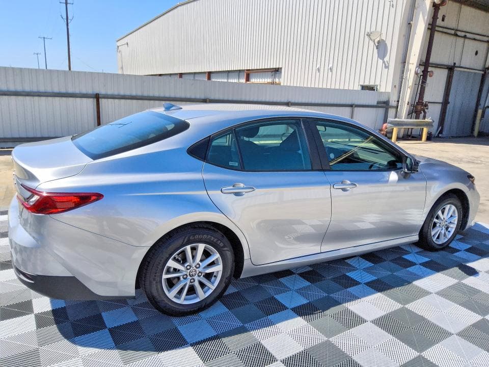 2026 TOYOTA CAMRY LE 3