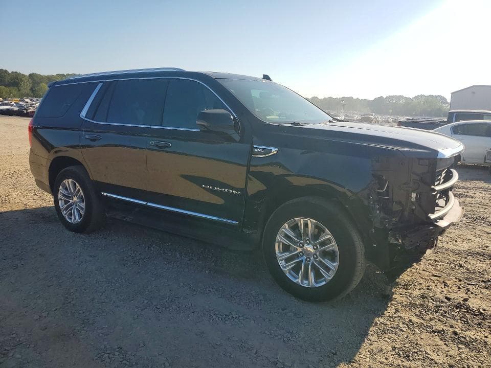 2024 GMC YUKON SLT 4