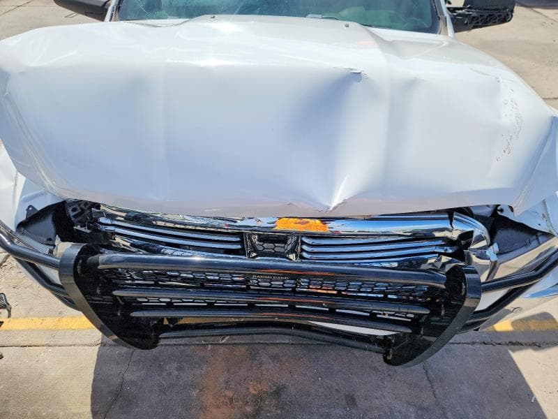 2019 RAM 1500 CLASSIC SLT 11