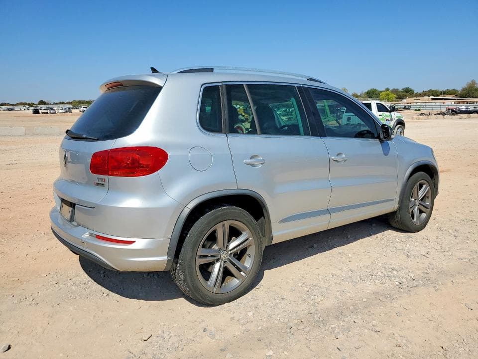 2017 VOLKSWAGEN TIGUAN SPORT 3