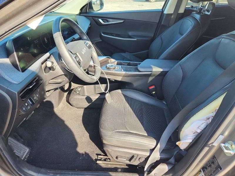 2022 KIA EV6 WIND 7