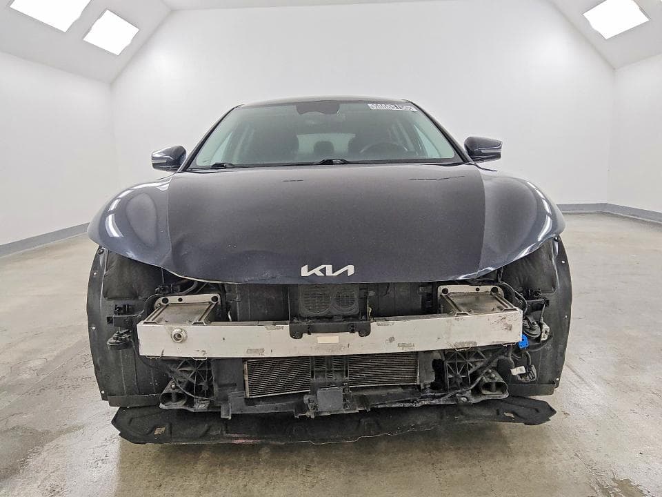 2023 KIA EV6 WIND 5