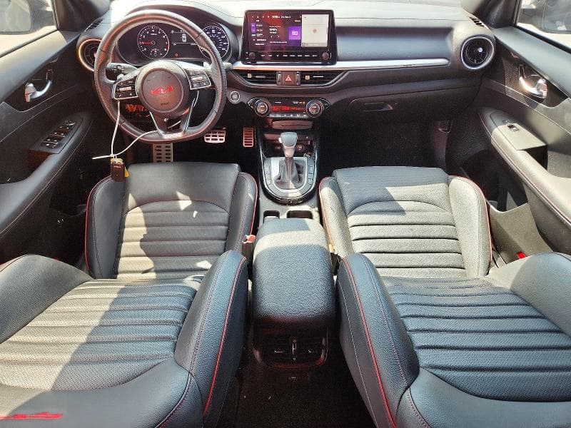 2023 KIA FORTE GT 8