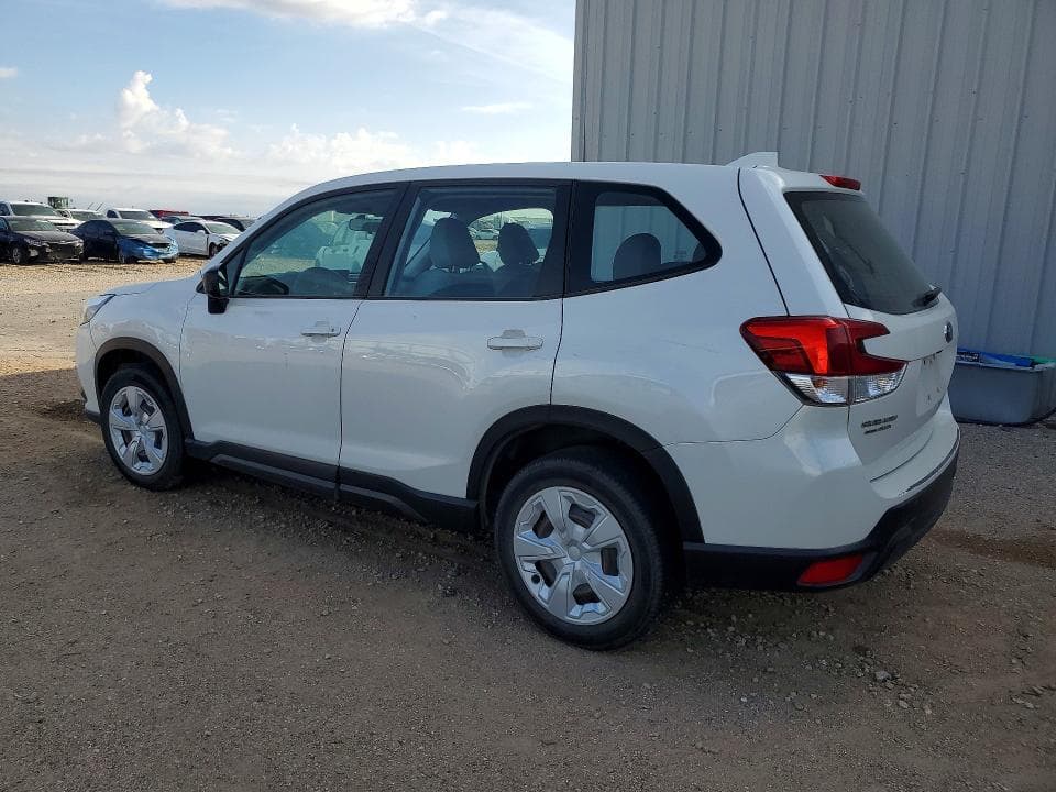 2022 SUBARU FORESTER 2