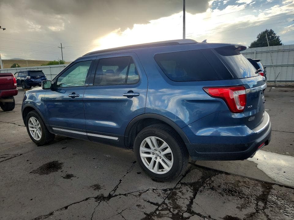 2018 FORD EXPLORER XLT 2
