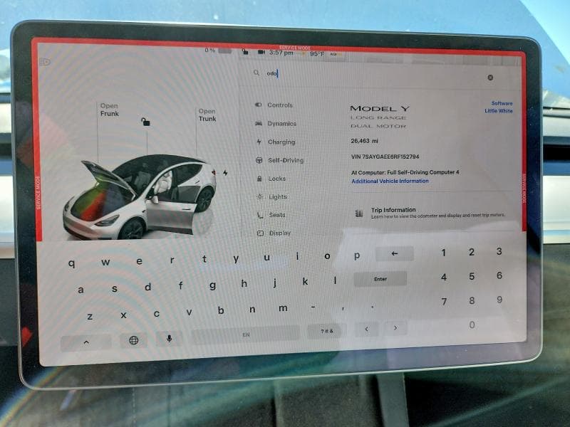 2024 TESLA MODEL Y 9