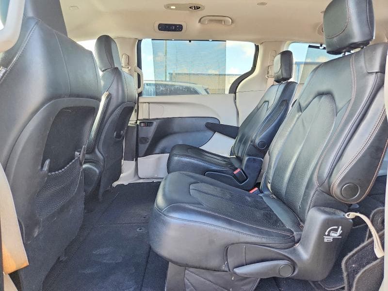 2019 CHRYSLER PACIFICA TOURING L 11