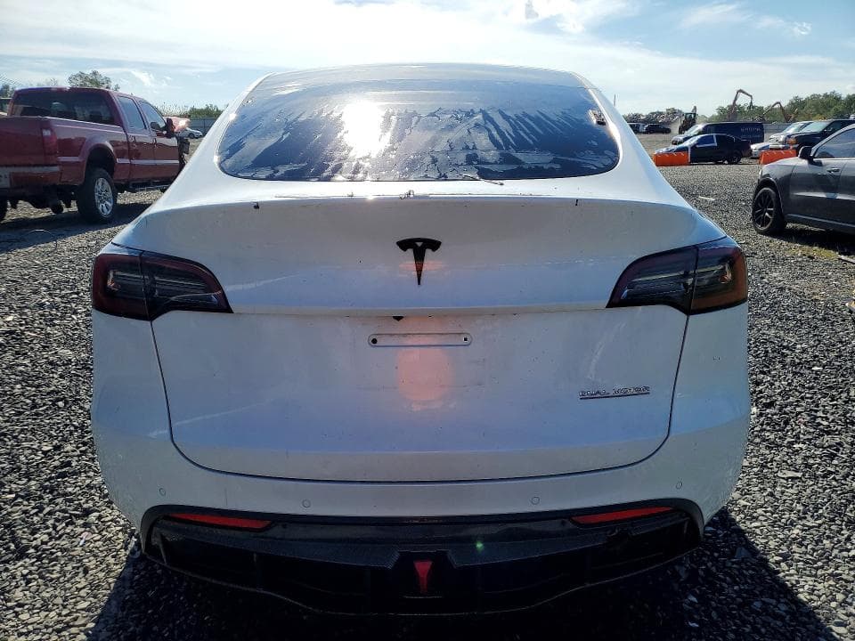 2022 TESLA MODEL Y 6