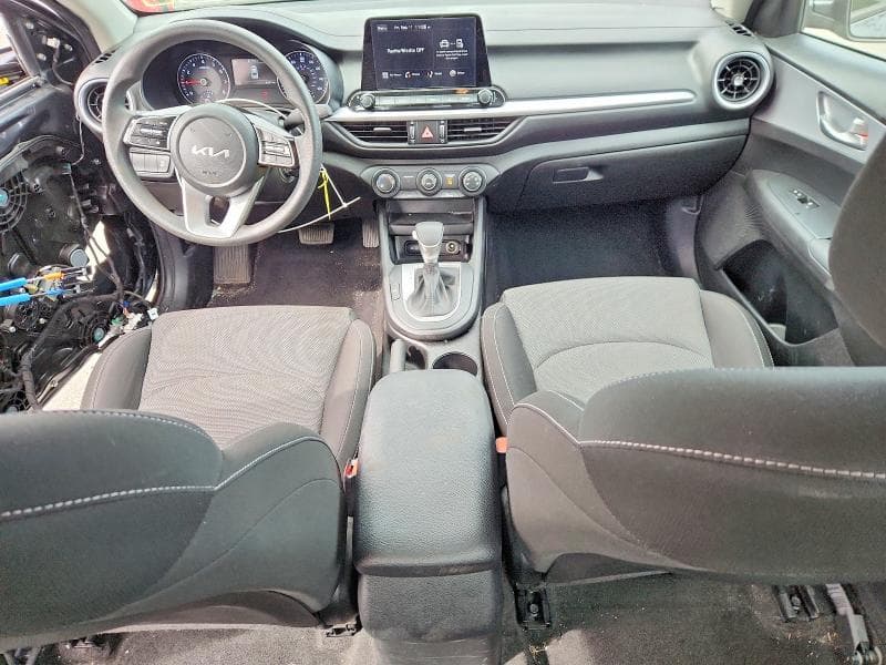 2023 KIA FORTE LXS 8