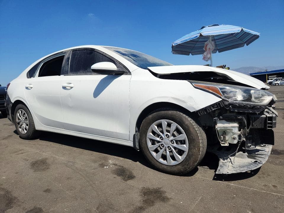 2021 KIA FORTE FE 4