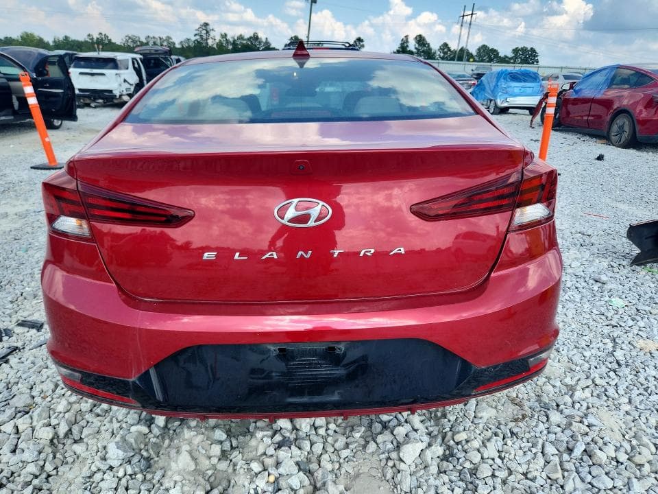 2020 HYUNDAI ELANTRA SEL 6