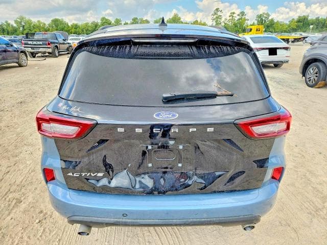 2024 FORD ESCAPE ST LINE 6