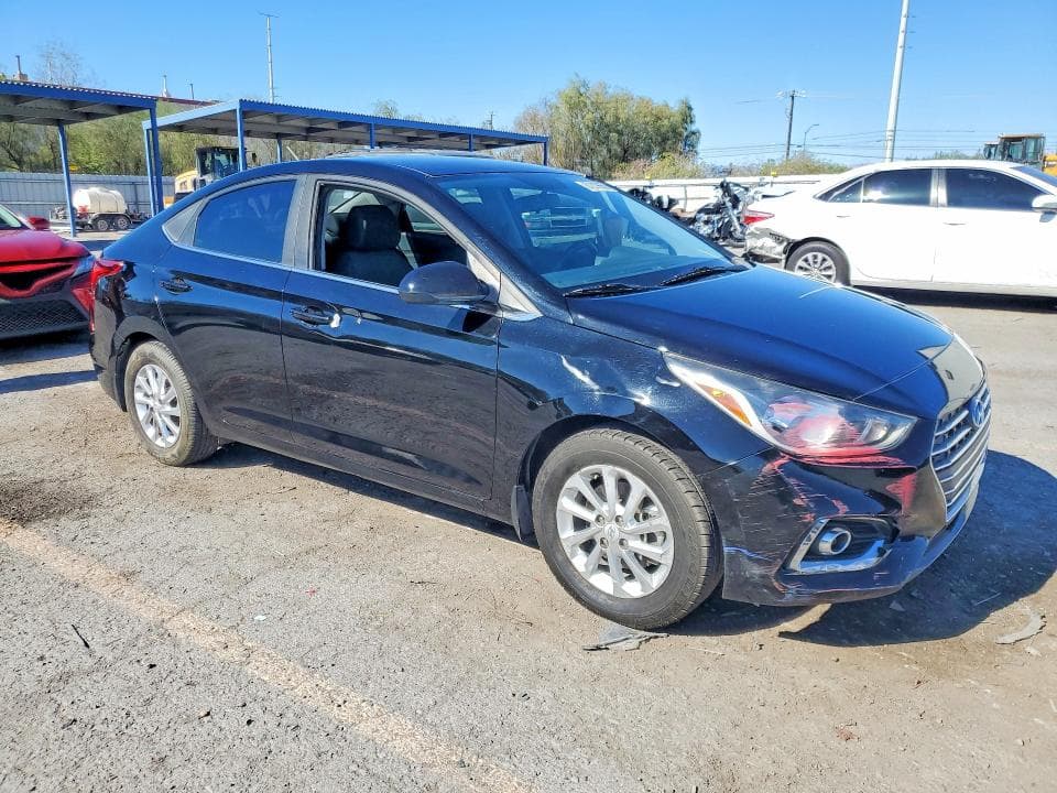 2019 HYUNDAI ACCENT SEL 4