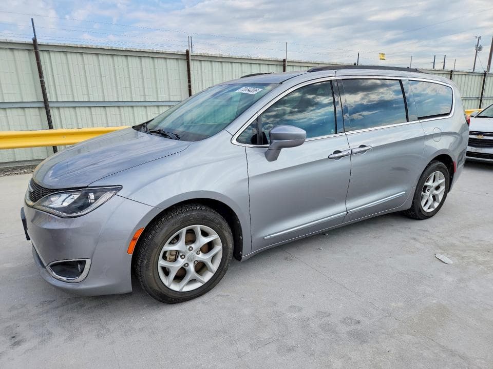 2017 CHRYSLER PACIFICA TOURING L