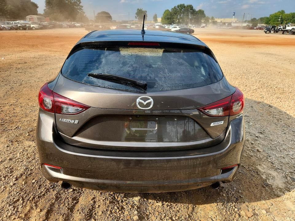 2017 MAZDA 3 TOURING 6