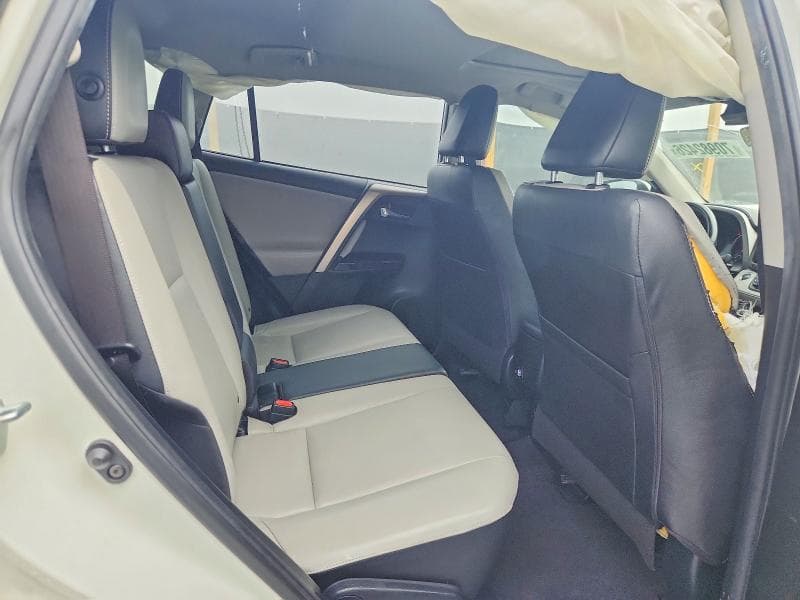 2018 TOYOTA RAV4 LIMITED 11