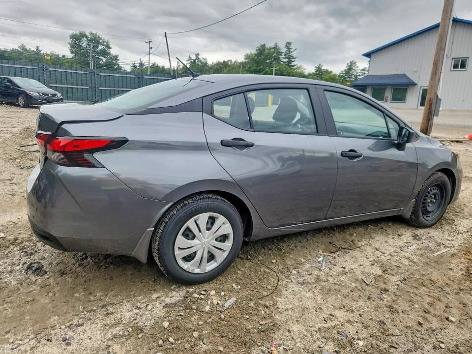 2023 NISSAN VERSA S 3