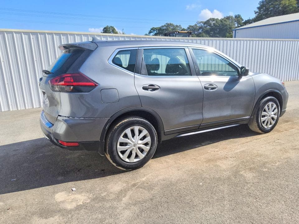 2018 NISSAN ROGUE S 3