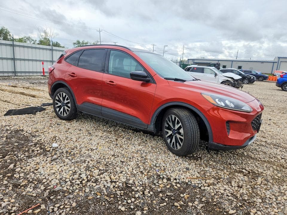 2020 FORD ESCAPE SE SPORT 4