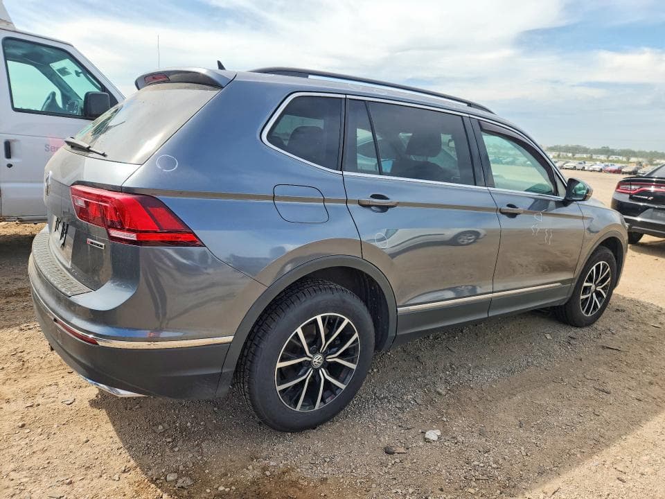 2021 VOLKSWAGEN TIGUAN SE 3