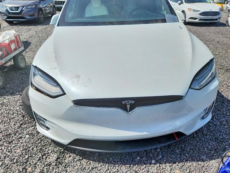2020 TESLA MODEL X 11