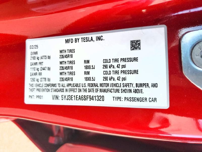 2025 TESLA MODEL 3 14
