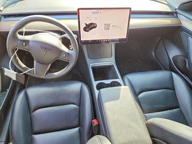 2021 TESLA MODEL 3 8