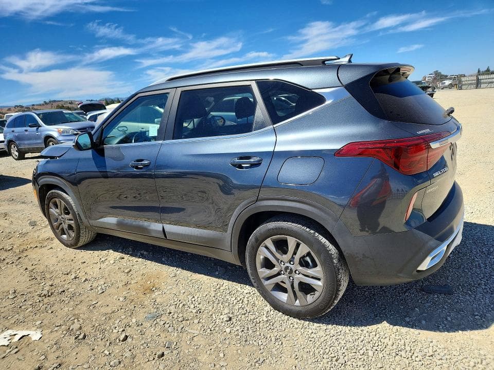 2023 KIA SELTOS S 2