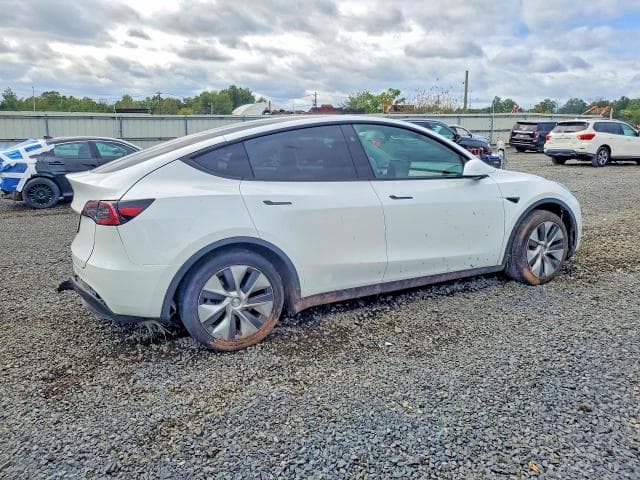 2023 TESLA MODEL Y 3