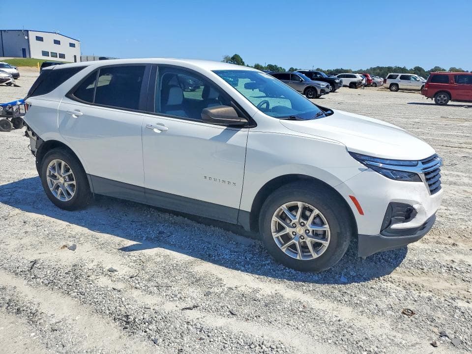 2022 CHEVROLET EQUINOX LS 4