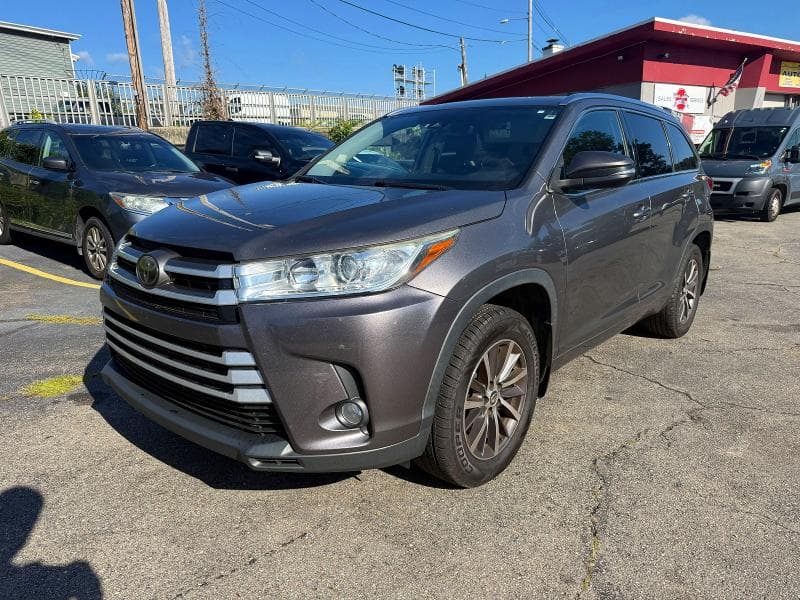 2018 TOYOTA HIGHLANDER XLE - 1