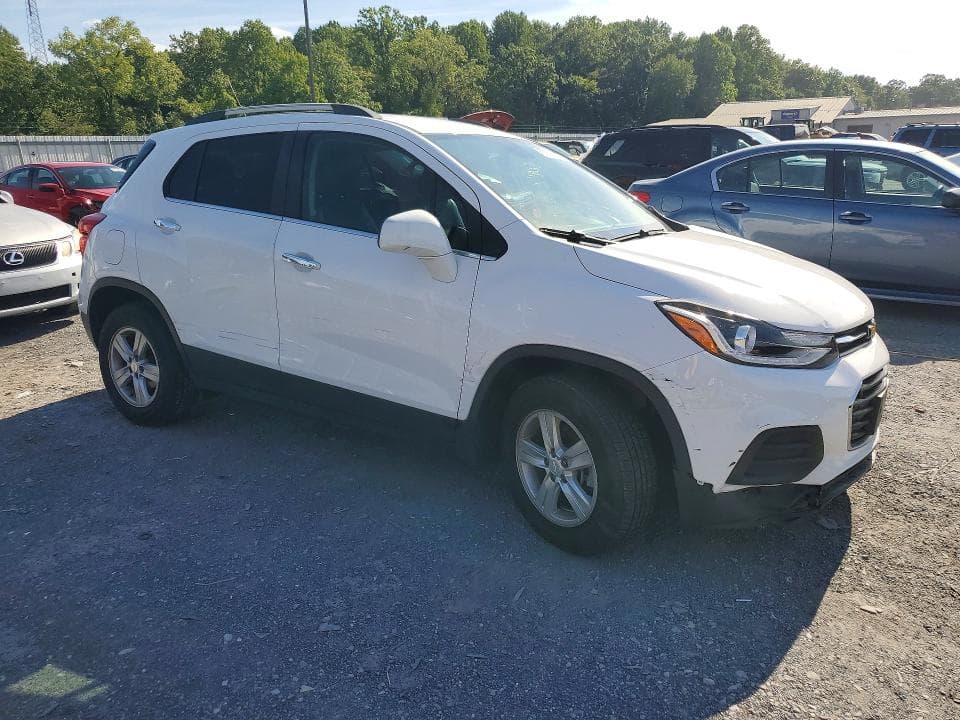 2020 CHEVROLET TRAX 1LT 4