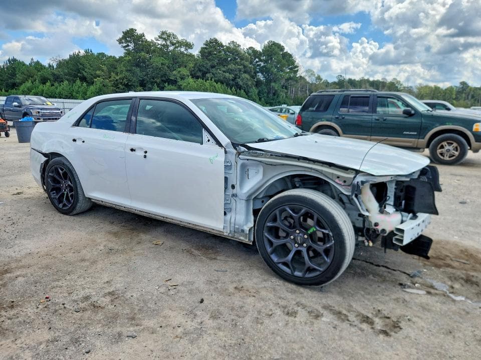 2019 CHRYSLER 300 S 4