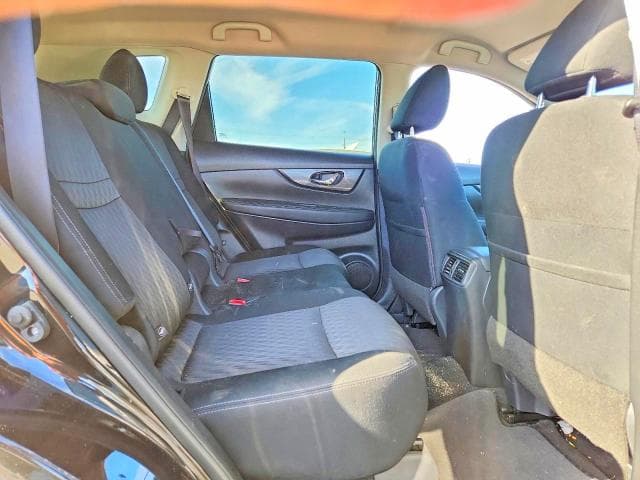 2017 NISSAN ROGUE SV 11
