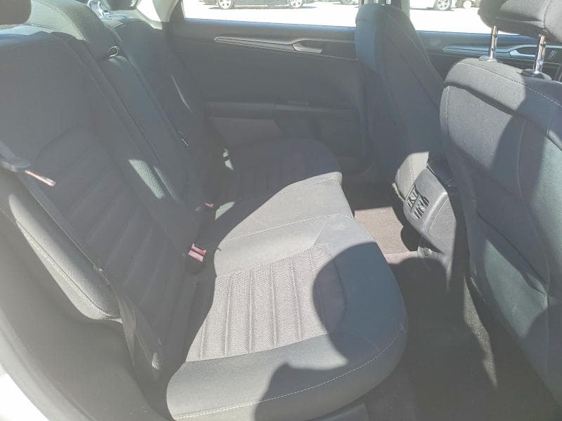 2017 FORD FUSION SE 10