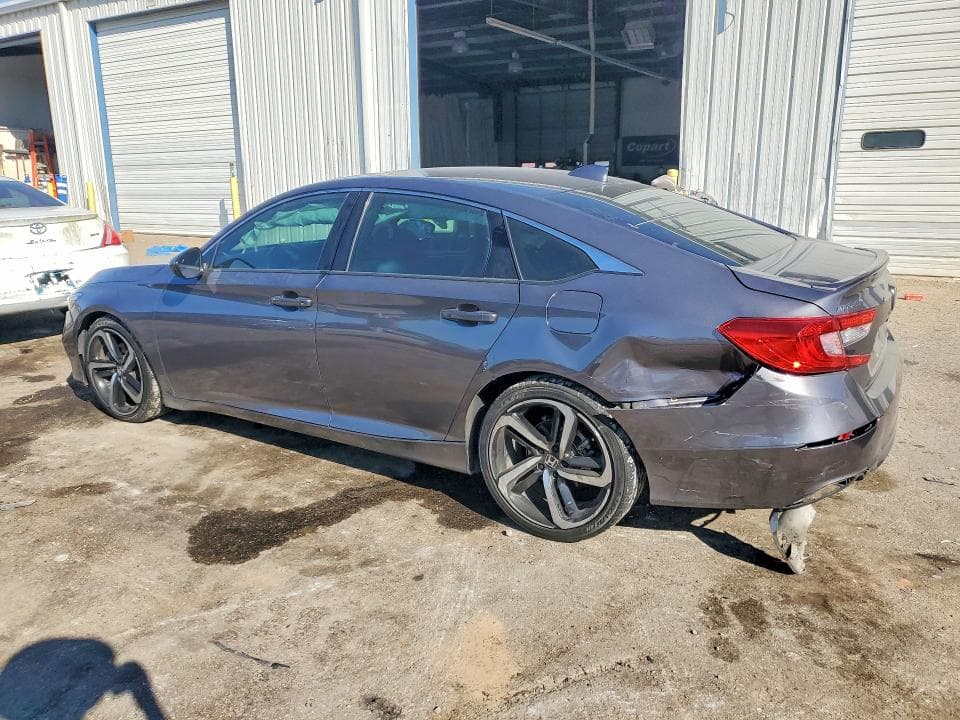 2018 HONDA ACCORD SPORT 2