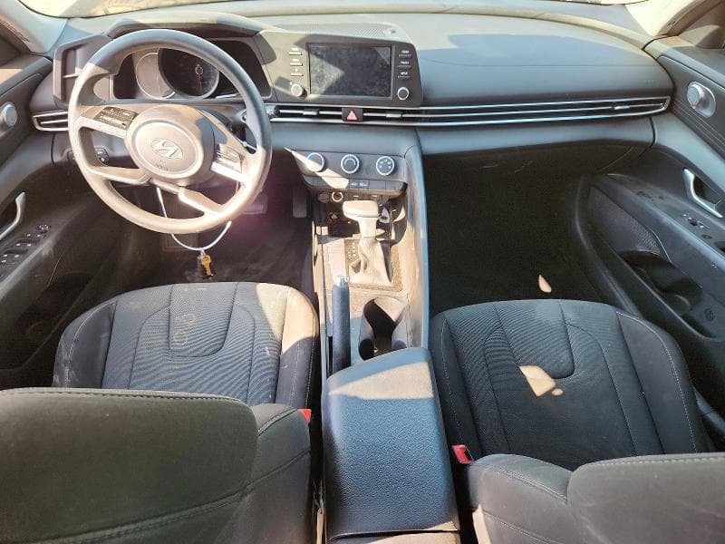 2023 HYUNDAI ELANTRA SE 8
