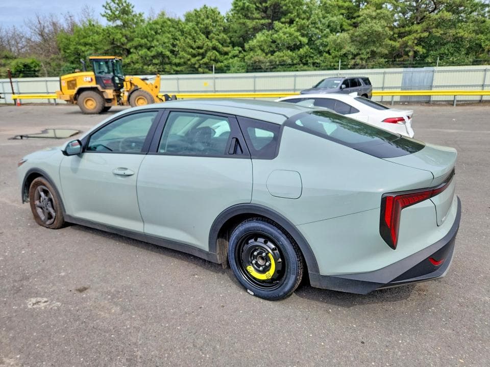 2026 KIA K4 LXS 2