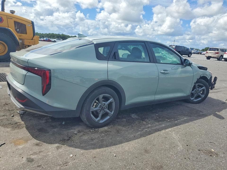 2025 KIA K4 LXS 3