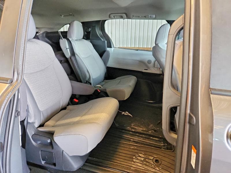 2026 TOYOTA SIENNA LE 11