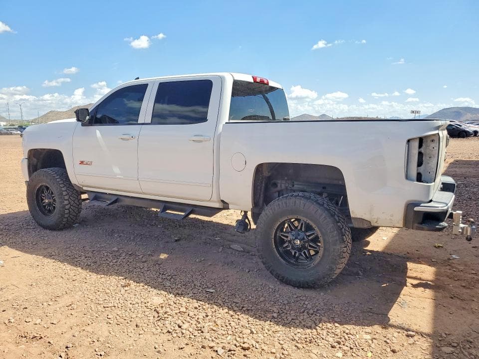 2018 CHEVROLET SILVERADO K1500 LT 2