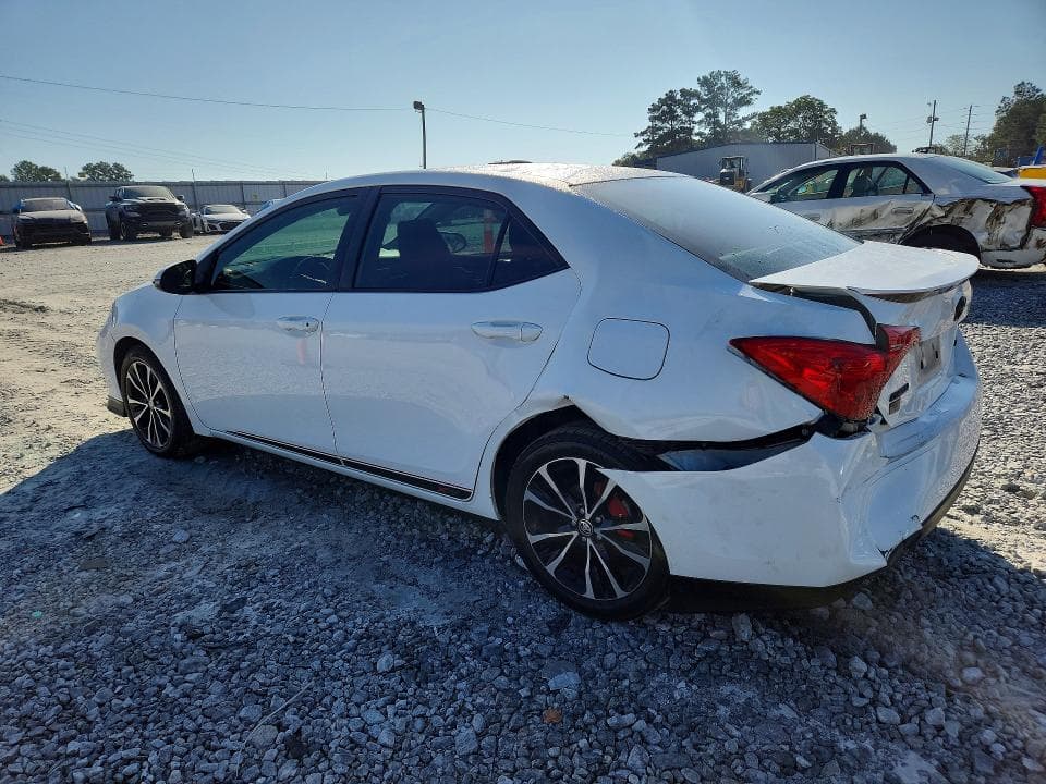 2018 TOYOTA COROLLA SE 2