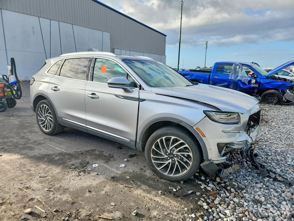 2020 LINCOLN NAUTILUS RESERVE 4